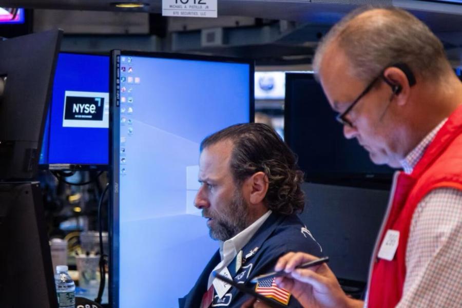 Bonos y acciones en rojo: el impacto de la guerra de aranceles en los mercados