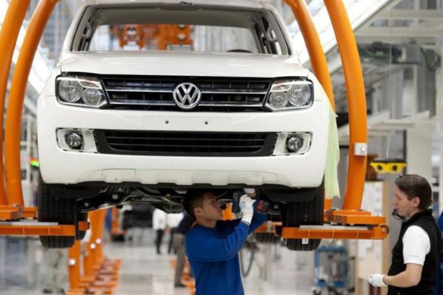 Caída del 10% en producción de autos en octubre: análisis