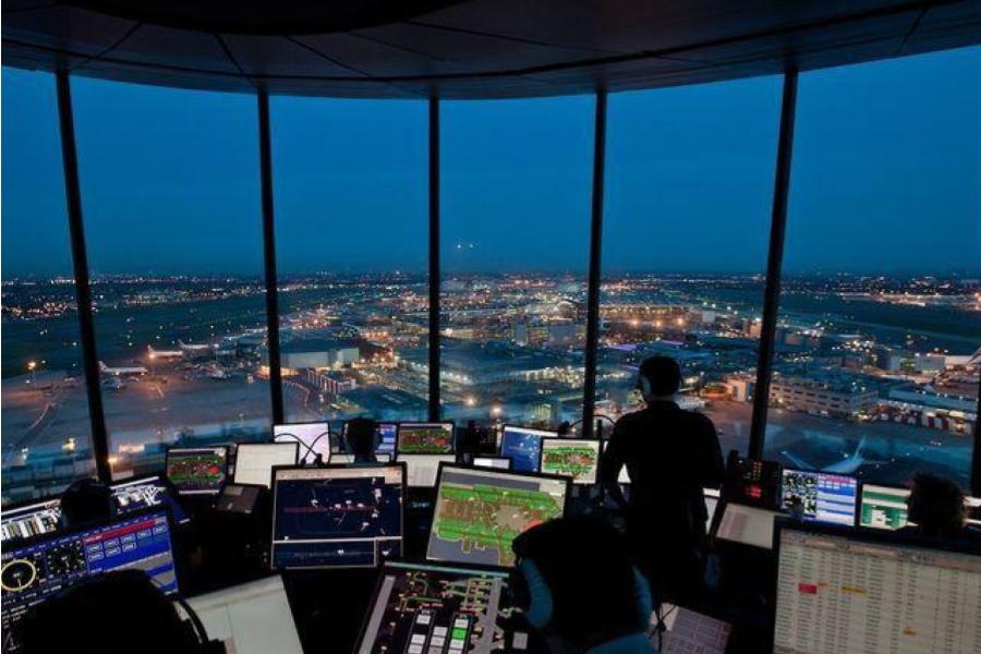 Paro de controladores aéreos: impacto en vuelos durante diciembre