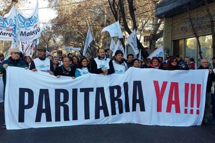 Paritarias 2026: Gremios industriales acuerdan salarios trimestrales