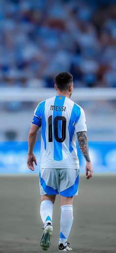 Lionel Messi ya está en la Argentina y se entrena por la tarde con la Selección