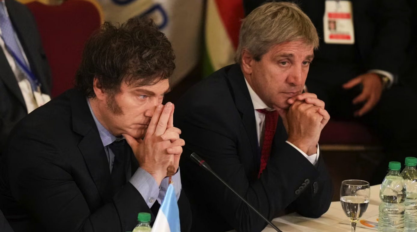 El riesgo país no logra quebrar los 500 puntos: los factores globales y locales que impiden que baje