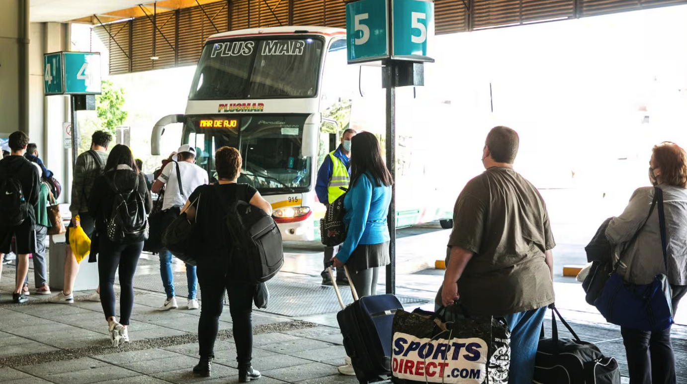 De oficinas a un hotel: así será la remodelación de la terminal de micros de Retiro