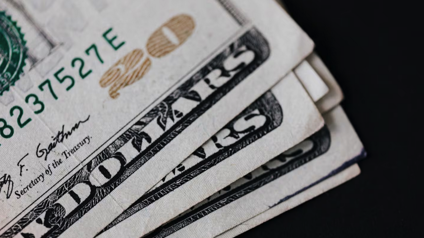 Dólar: a cuánto cotizan el oficial y las otras opciones cambiarias este martes 28 de abril