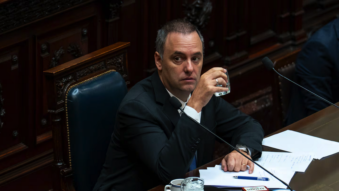 Adorni volvió a defenderse de la denuncia por presunto enriquecimiento ilícito y reiteró que no renunciará