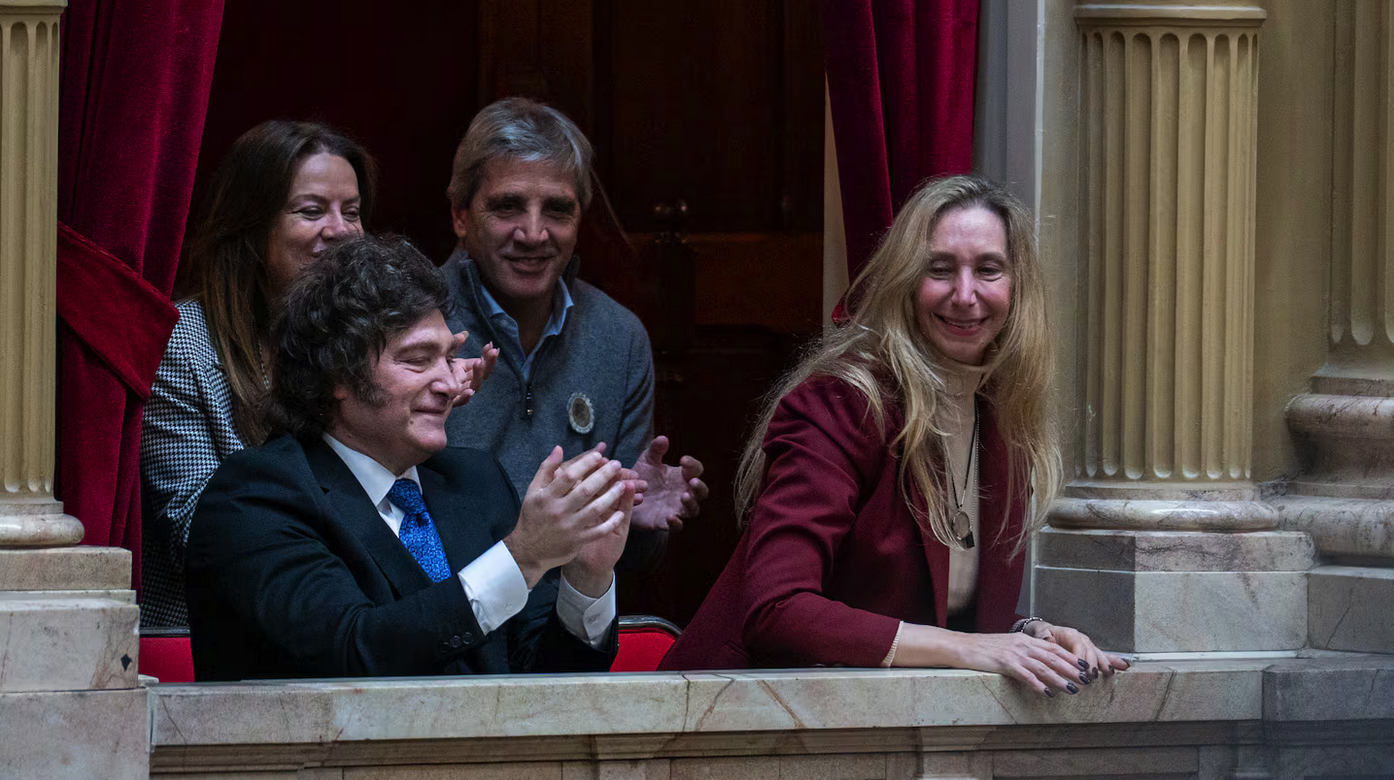 El Gobierno minimizó la marcha universitaria y aseguró que estuvo impulsada por el aparato de la oposición