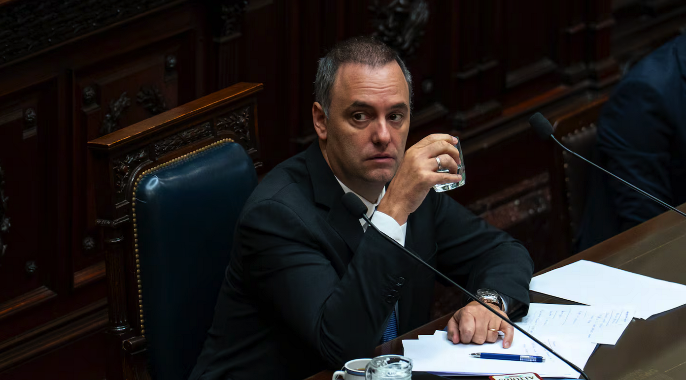 Guillermo Marijuan ordenó medidas de prueba para investigar a Francisco Adorni, hermano del jefe de Gabinete
