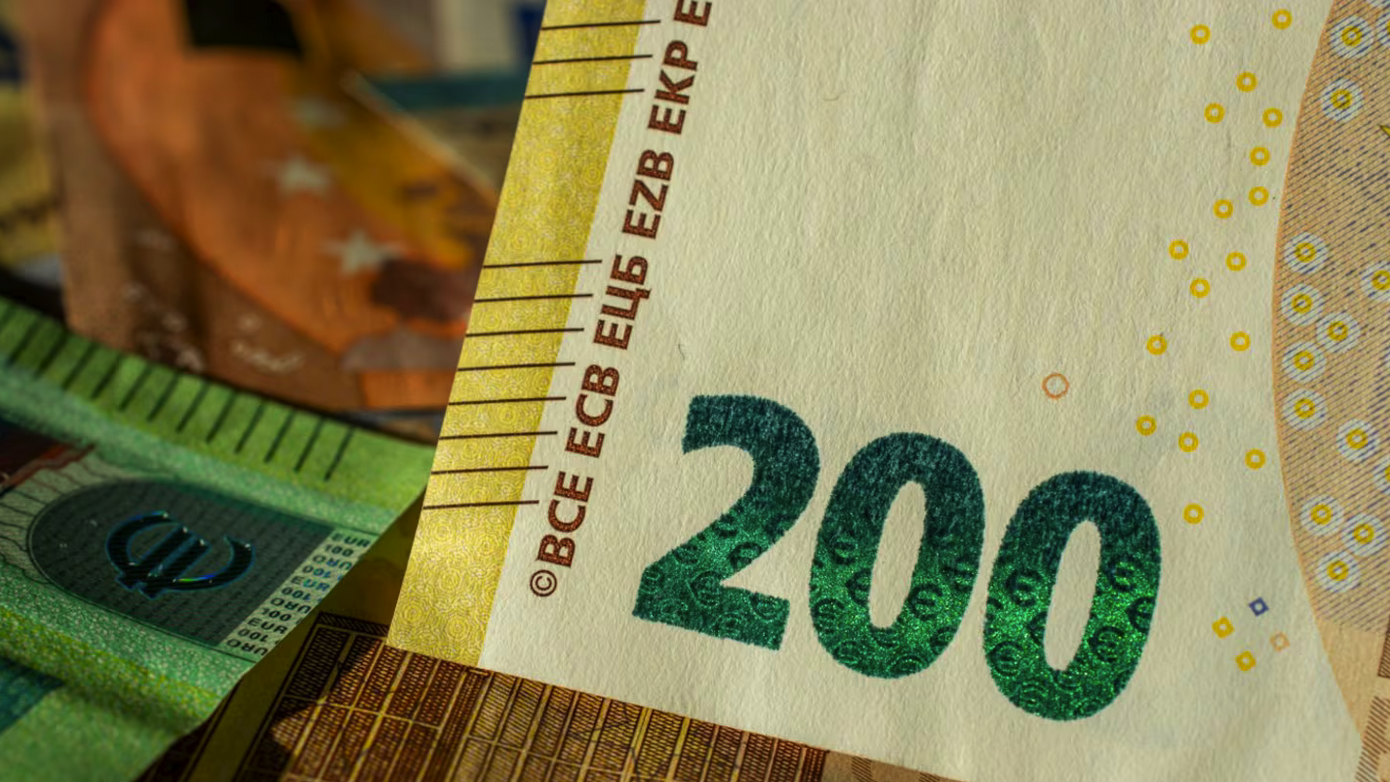 Euro hoy y euro blue: a cuánto cotizan este martes 26 de mayo
