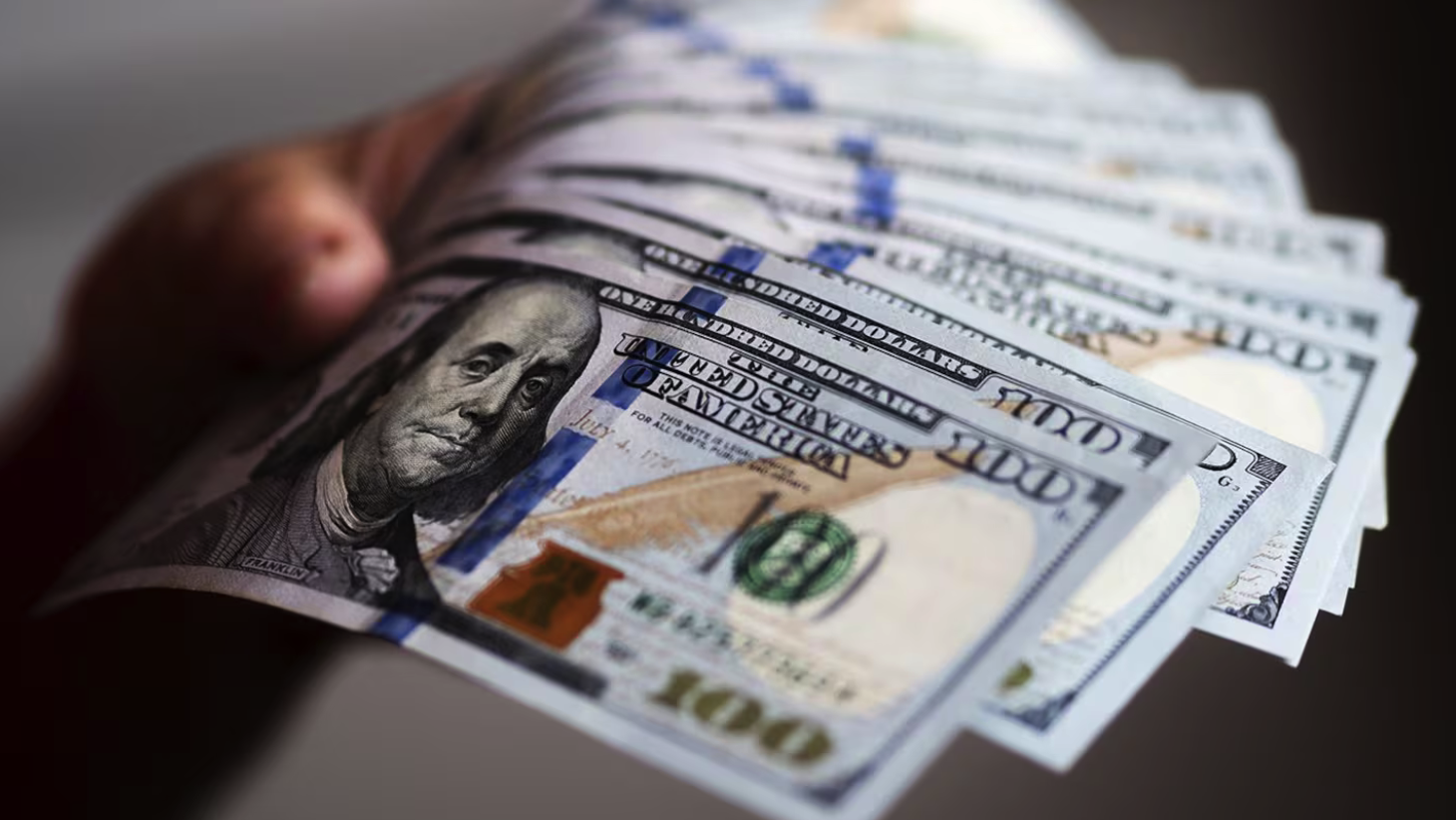 Adiós al plazo fijo en pesos: 6 cuentas remuneradas que dan intereses en dólares en junio de 2026
