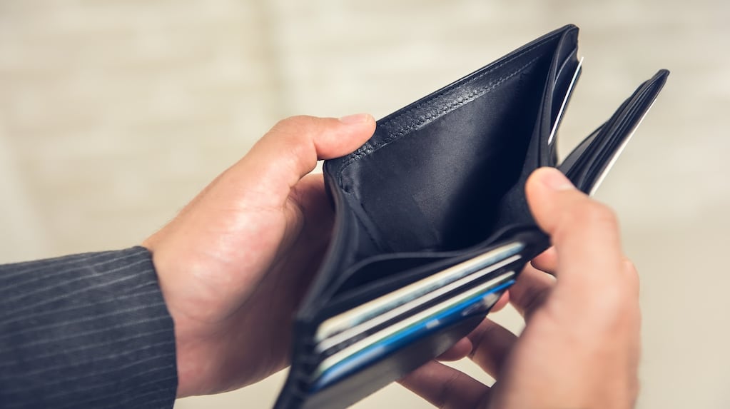 Ante el récord de morosidad, los bancos públicos lanzan planes para refinanciar deudas en hasta 120 meses
