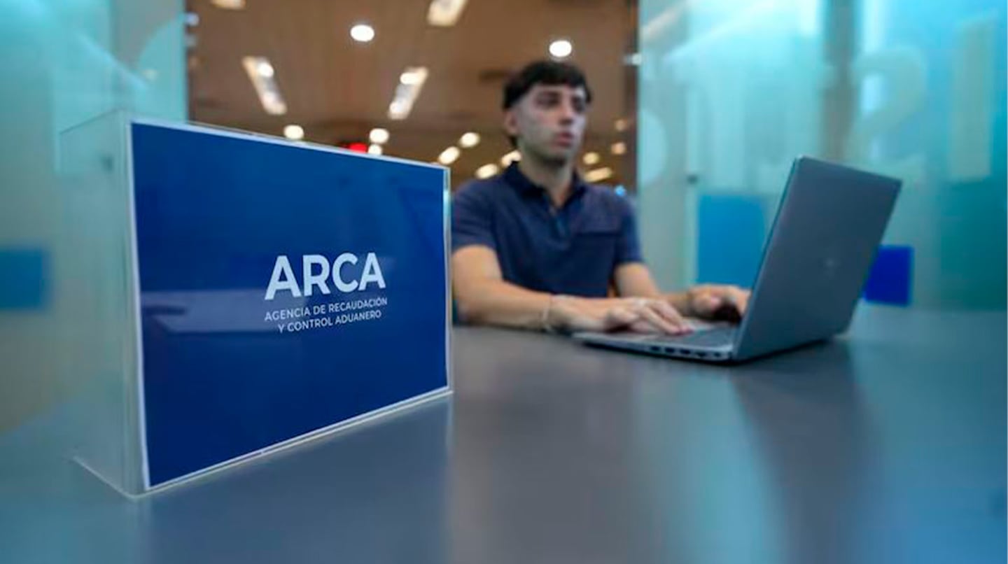 ARCA instrumentó, mediante la resolución 5832, el plan de hasta 72 cuotas para regularizar trabajadores. (Foto: ARCA).