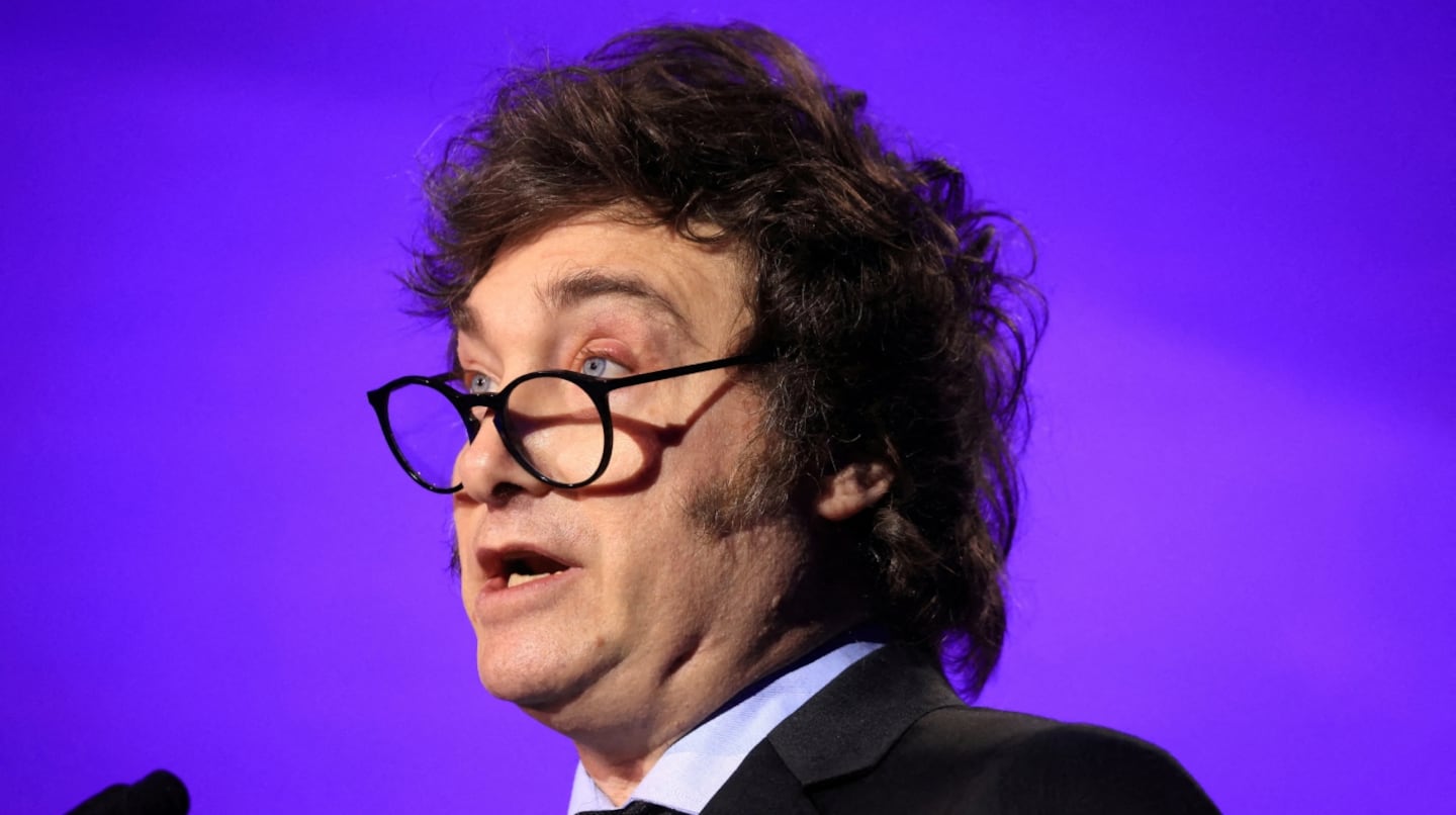 Bofa le reconoció a la gestión de Javier Milei éxitos en materia de baja de la inflación y mejora en las cuentas externas. (Foto: REUTERS/David Swanson).
