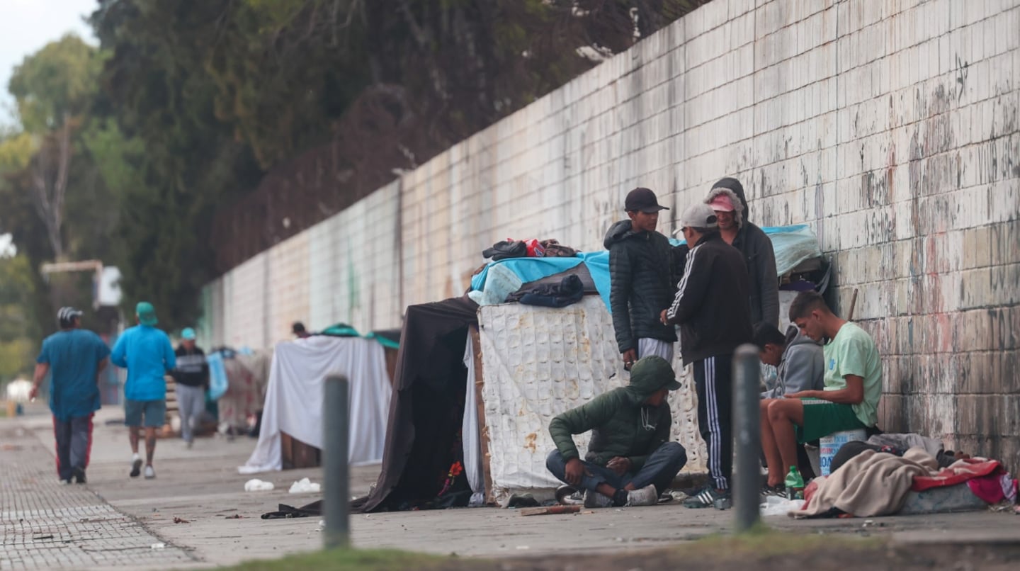 Cuánto se necesitó para no estar bajo la línea de pobreza en mayo de 2026, según el INDEC. (Foto: EFE/ Juan Roncoroni)
