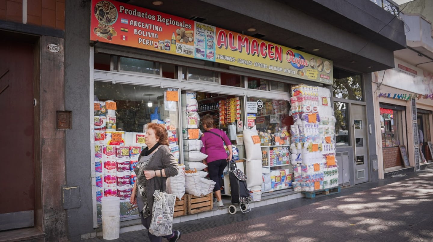 El 57% de los consumidores combina distintos puntos de venta en busca de la mejor alternativa para cada ocasión (Foto: Nicolás González/TN).