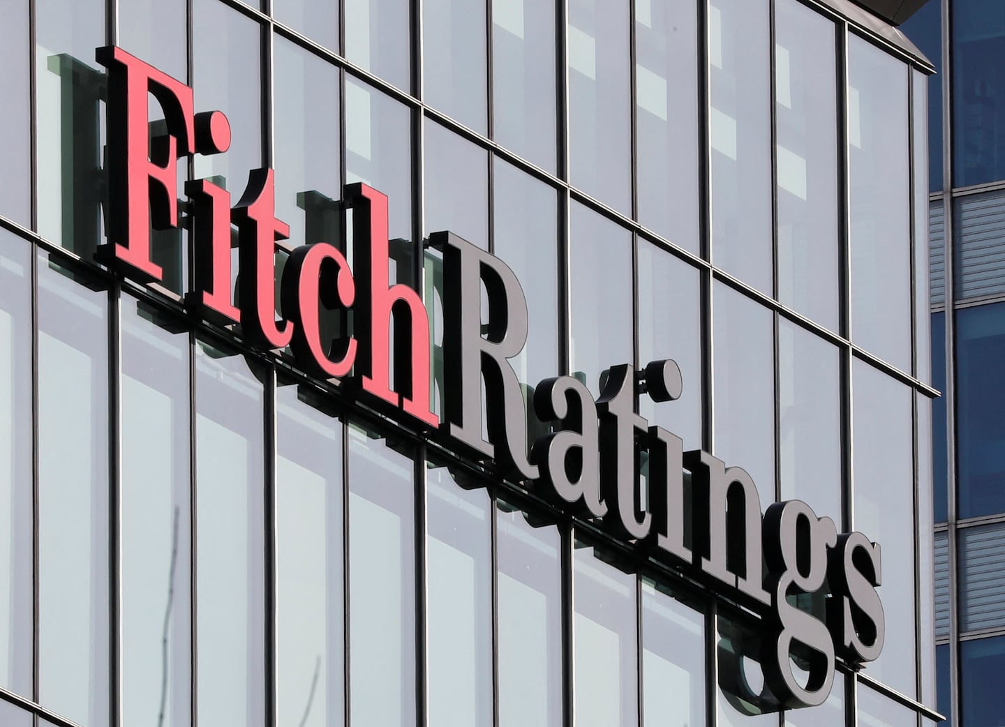 Fitch fue la primera calificadora en subir la nota de la deuda argentina. (Foto: REUTERS/Reinhard Krause/File Photo).