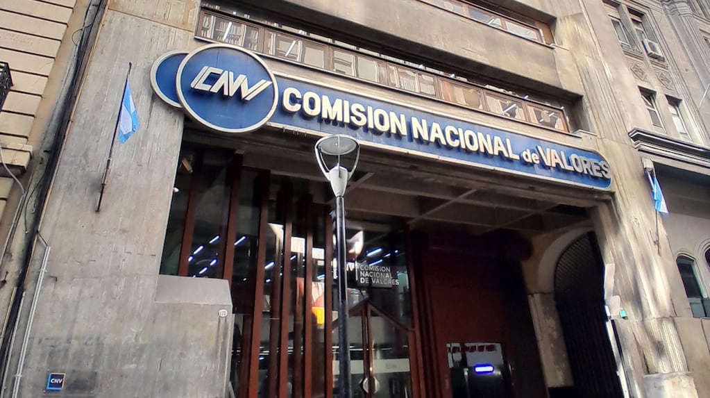 Adiós a las esperas de meses: el cambio de la CNV que agiliza el acceso al financiamiento de empresas y fondos
