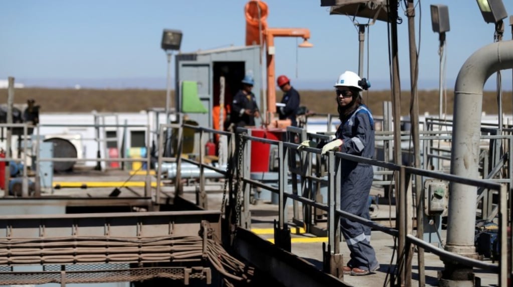 La energía y la minería ya generan la misma cantidad de dólares que el campo: las expectivas para los próximos meses