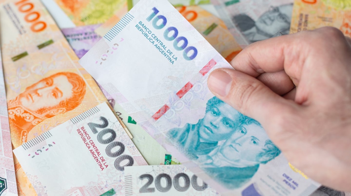 Los trabajadores de casas particulares que cobran por mes percibirán un aumento del 1,5% con los salarios de junio. (Foto: Adobe Stock)