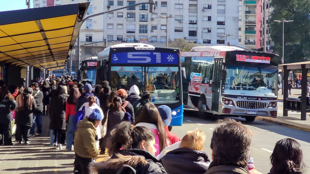 Colectivos, trenes y subte más caros en AMBA: las nuevas tarifas para viajar en agosto de 2026