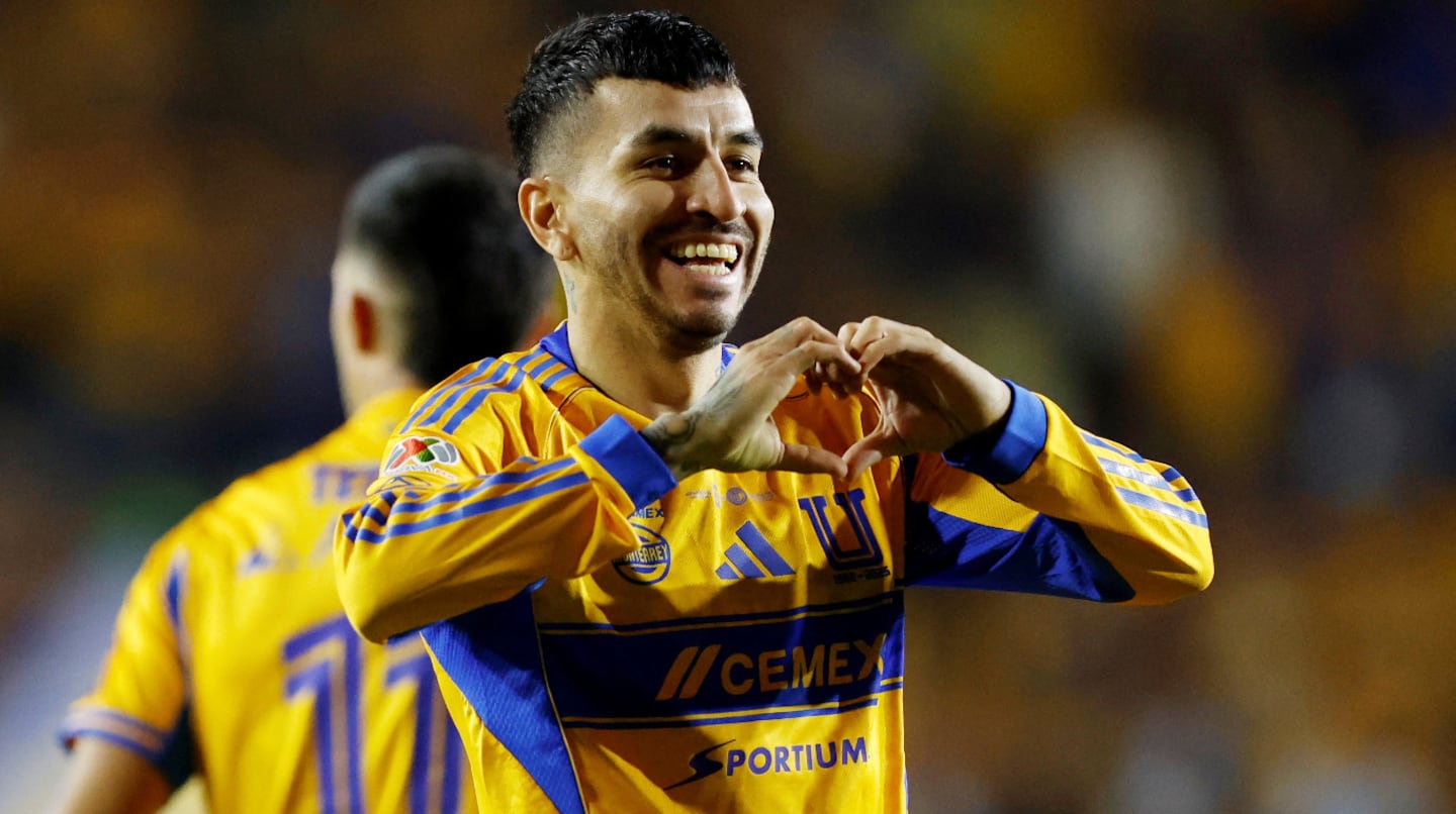 Correa realiza la pretemporada con Tigres de Monterrey mientras espera novedades de su pase a River (Reuters).