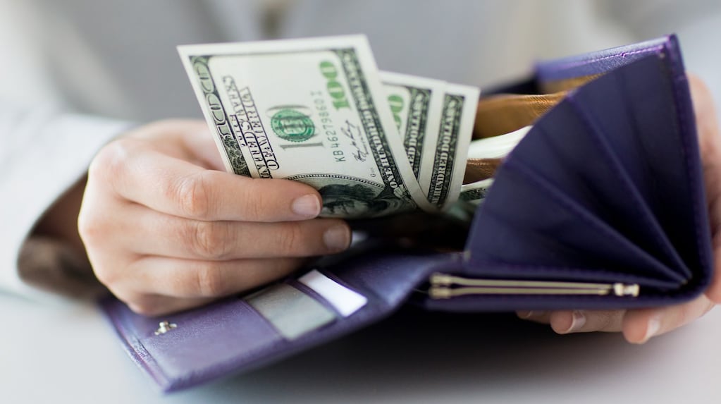 Dólar hoy: a cuánto cotizan el oficial, el blue, el mayorista, el MEP, el CCL y el Cripto este viernes 17 de julio