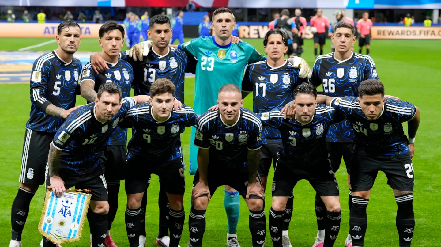 El equipo argentino consiguió su pase a la final del Mundial. (Foto: AP)