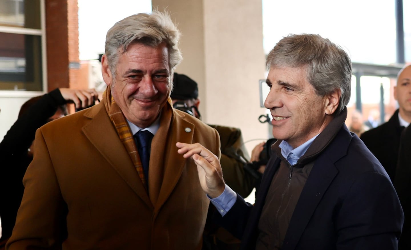 El ministro Luis Caputo visitó este jueves la Rural en compañía de Nicolás Pino (Prensa la Rural).
