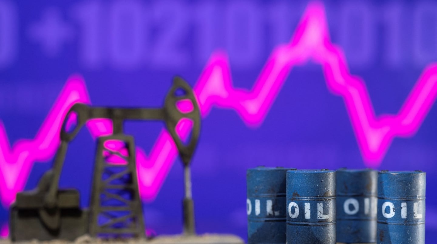 El petróleo opera al alza y supera los US$100 (Foto: REUTERS/Dado Ruvic)