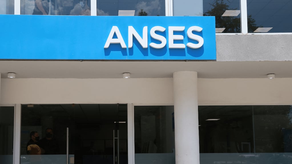ANSES: quiénes cobran jubilaciones, AUH y asignaciones este lunes 31 de agosto