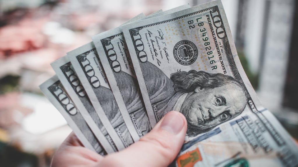 Dólar hoy: a cuánto cotizan el oficial, el blue, el mayorista, el MEP, el CCL y el Cripto este jueves 13 de agosto