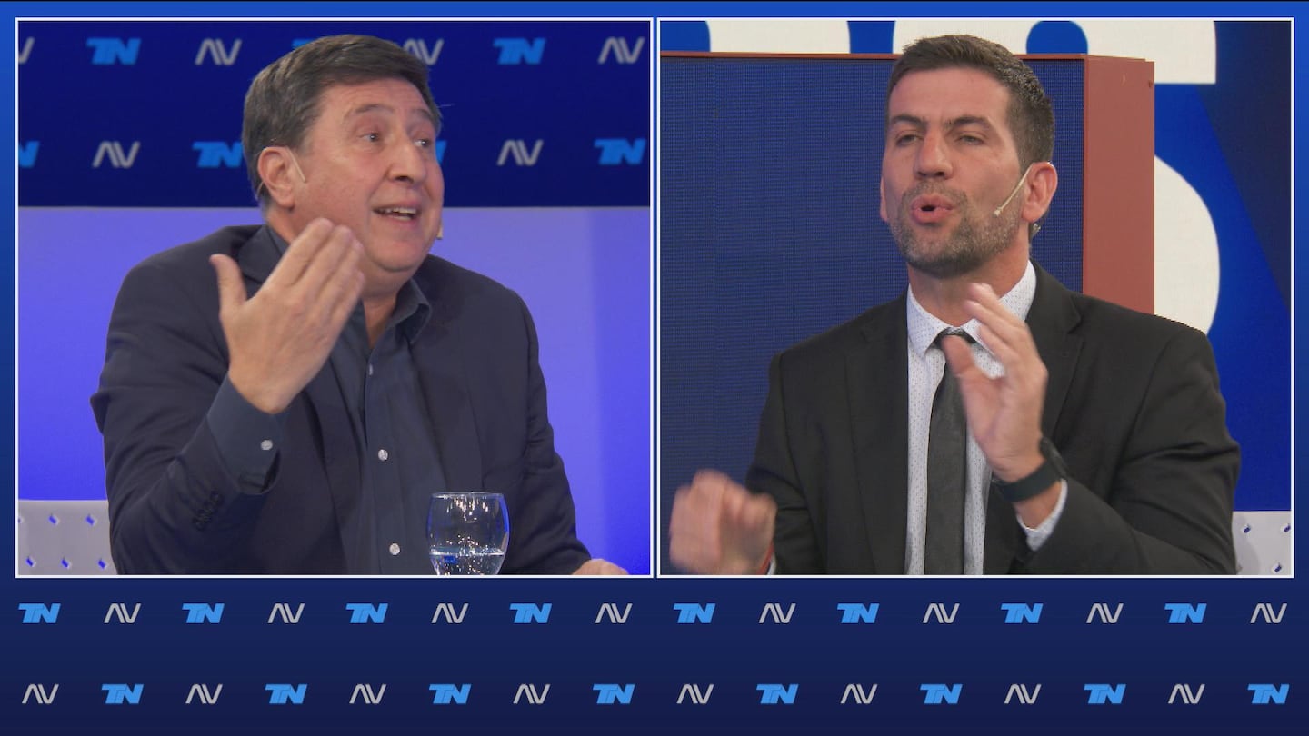 El debate en A Dos Voces terminó con cruces entre Manuel Quintar y Daniel Arroyo. (Foto: TN)