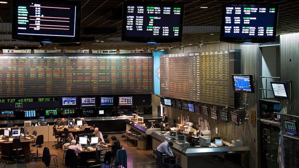 Acciones, bonos, plazo fijo o dólar: cuál generó mejores rendimientos en julio