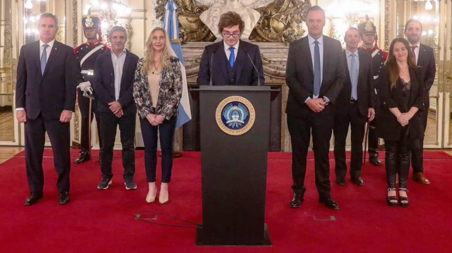 Javier Milei realizó una cadena nacional para anunciar el fallo de la Justicia de EE.UU. por el caso YPF (Foto: Presidencia).