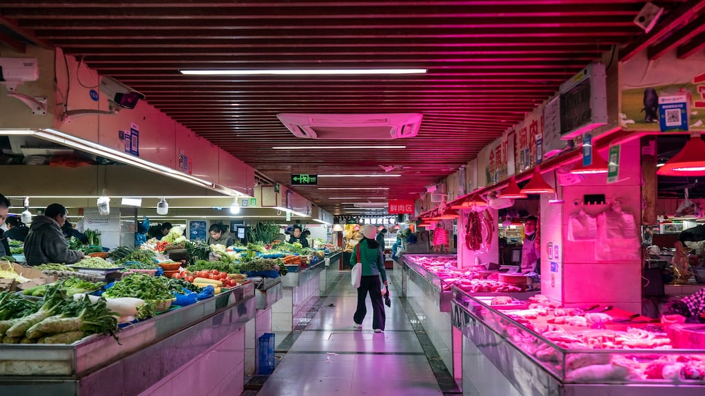 China está produciendo más carne. Los aranceles y el cambio climático contribuyen