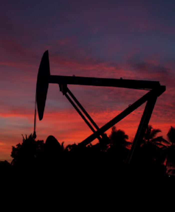 El petróleo retrocedió más de 8% y cotizó a US$90 tras la reapertura del estrecho de Ormuz