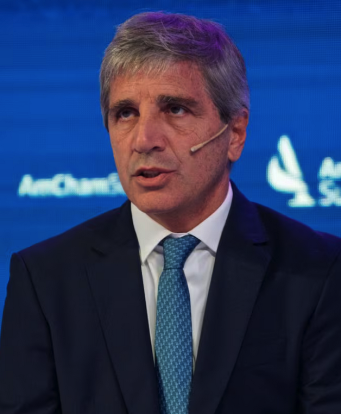 El Gobierno afina el plan para que los ministerios achiquen gastos y busca cumplir una meta clave con el FMI