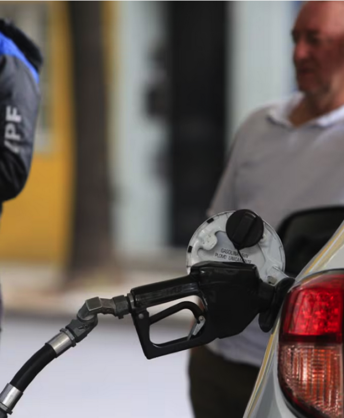 Nuevo aumento del impuesto a los combustibles: el impacto en el litro de nafta y gasoil desde el 1 de mayo