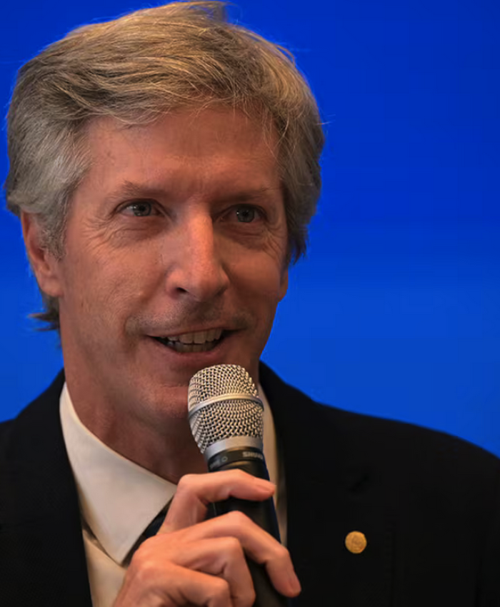 El Banco Central confirmó que mantendrá el swap con China y anunció que mandará funcionarios a Beijing