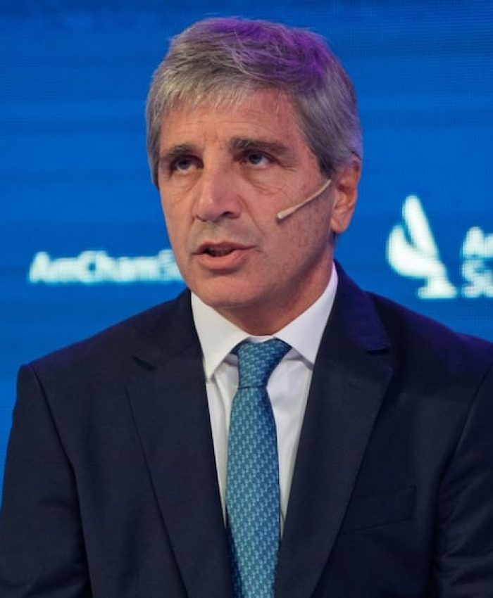 El Tesoro sale a buscar $4,5 billones esta semana y ofrece deuda en pesos de corto plazo