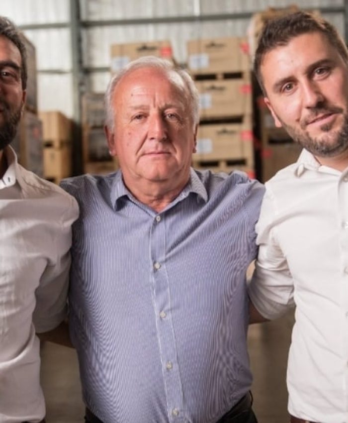 Empezó soldando en un balcón, hoy tiene más de 200 empleados y llegó a la Selección argentina