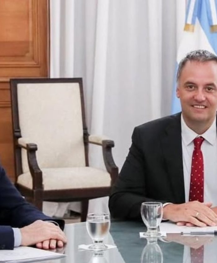 El Gobierno inicia el traspaso de Adorni a Santilli en la Jefatura de Gabinete y prepara cambios en el Ministerio del Interior